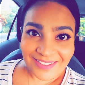 Meet your Posher, Noraima